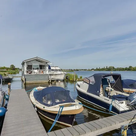 Cosy Houseboat Westeinder