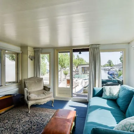 Apartmán Cosy Houseboat Westeinder *